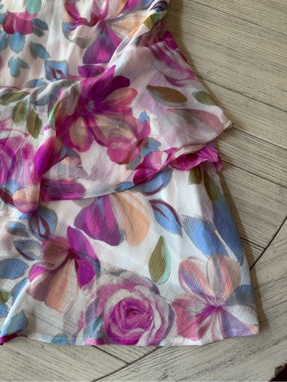 Calvin Klein NWT beautiful, flowy sleeveless dress